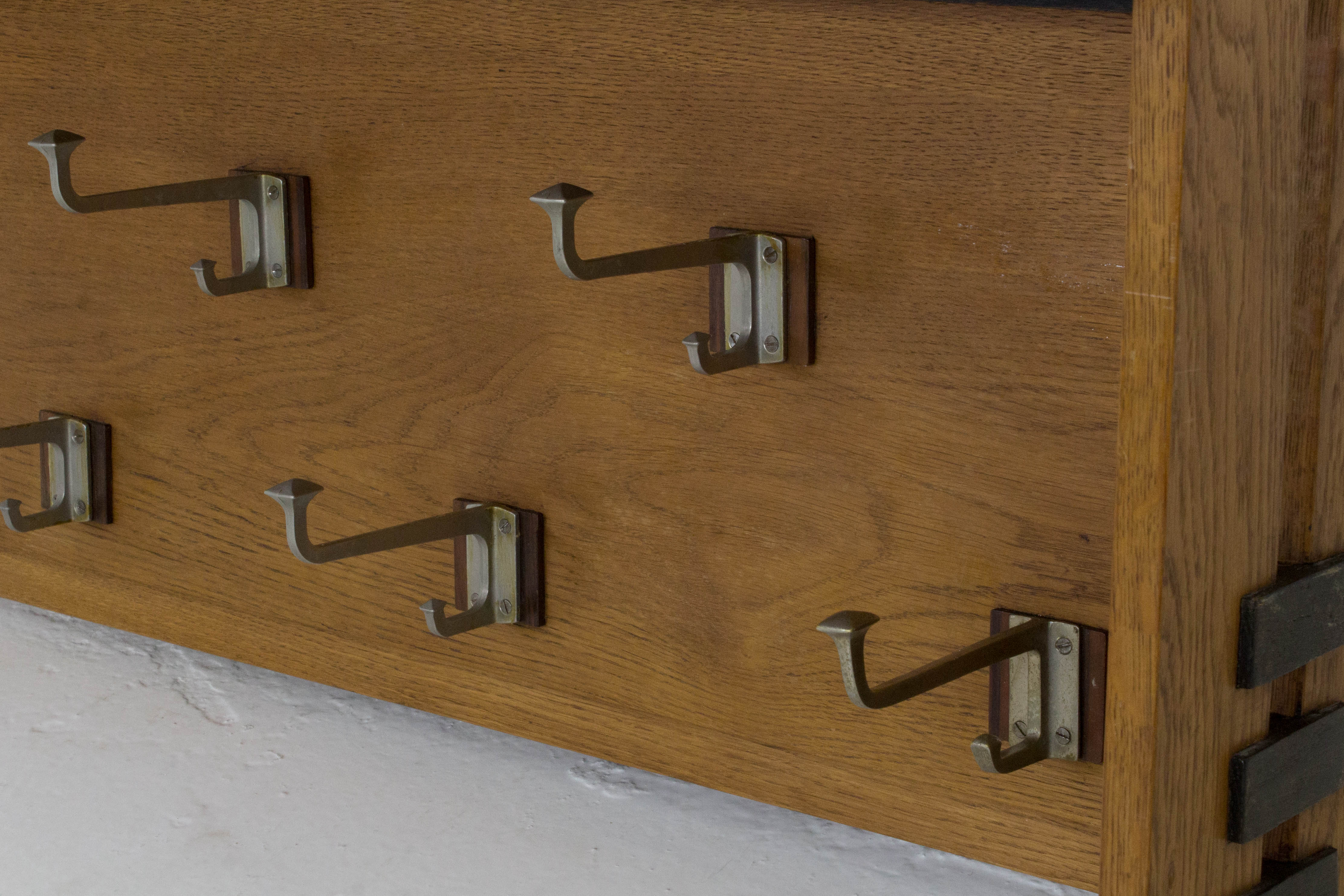 nikkelen salontafel eiken haagse school kapstok ontwerp p e l izeren voor nikkelen salontafel eiken haagse school kapstok ontwerp p e l izeren voor